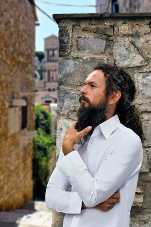 Adjustable Collar Stay, man in white shirt, collar stay, modern man, gentlemen, collar, stone city, man thinking